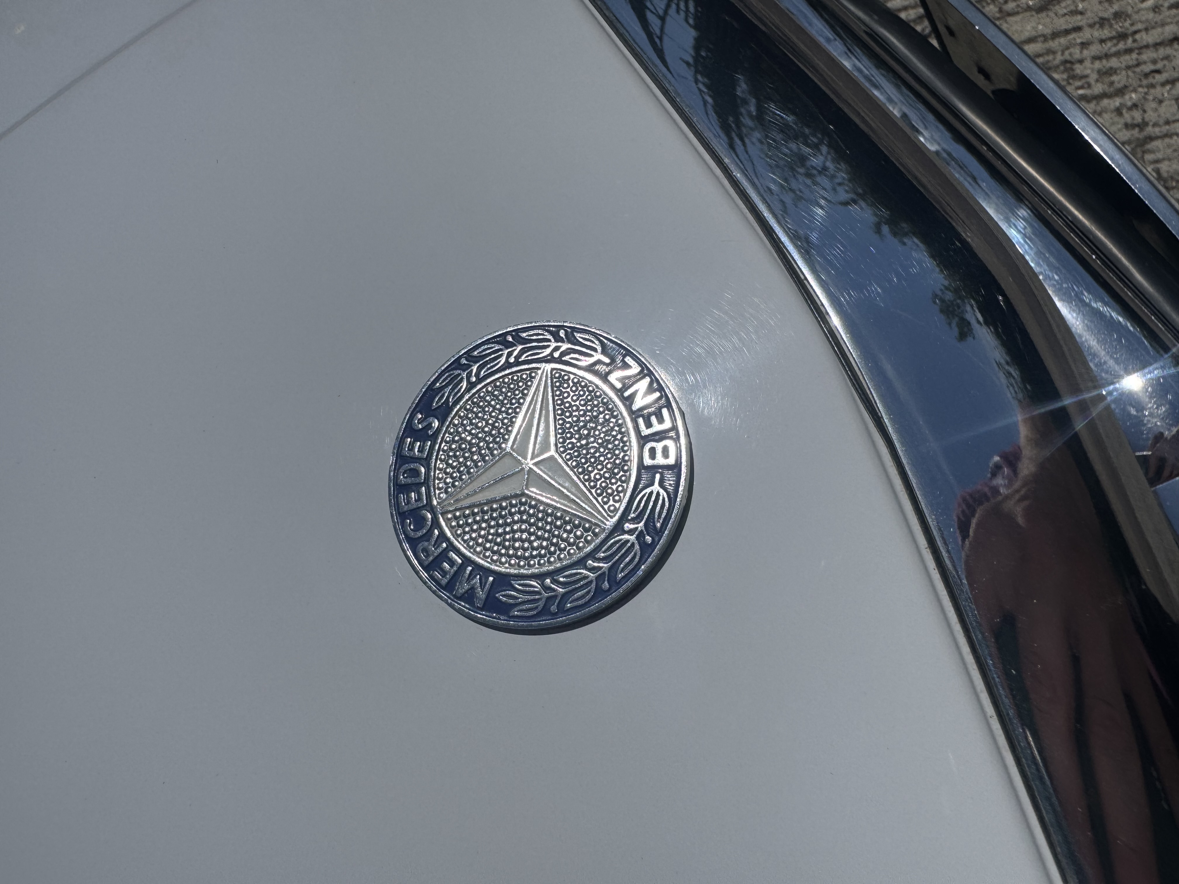 1988 Mercedes-Benz 300 SL image 2