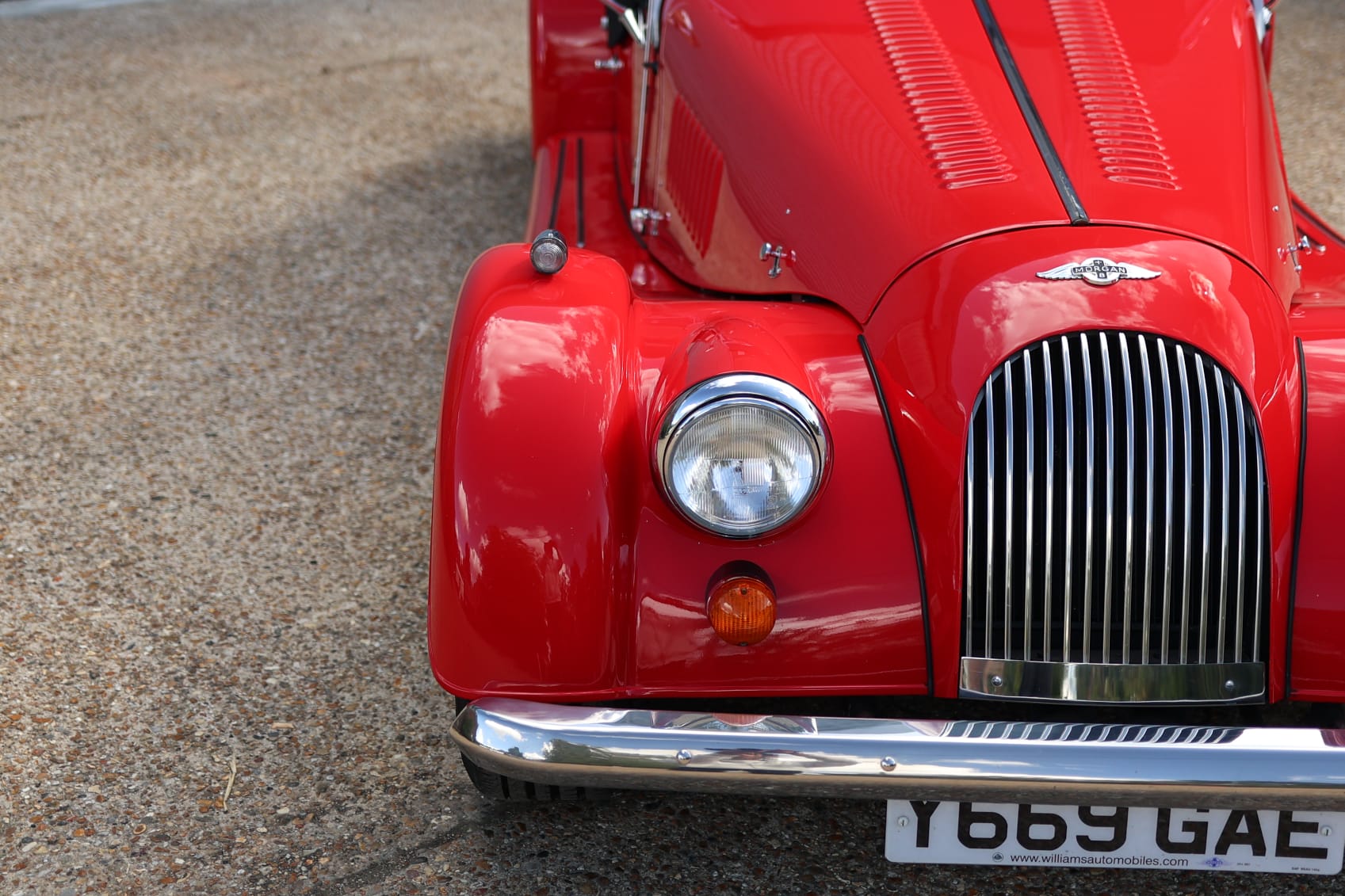 2001 Morgan Plus 8 image 14