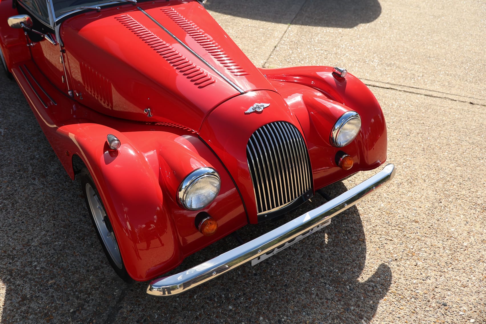 2001 Morgan Plus 8 image 16