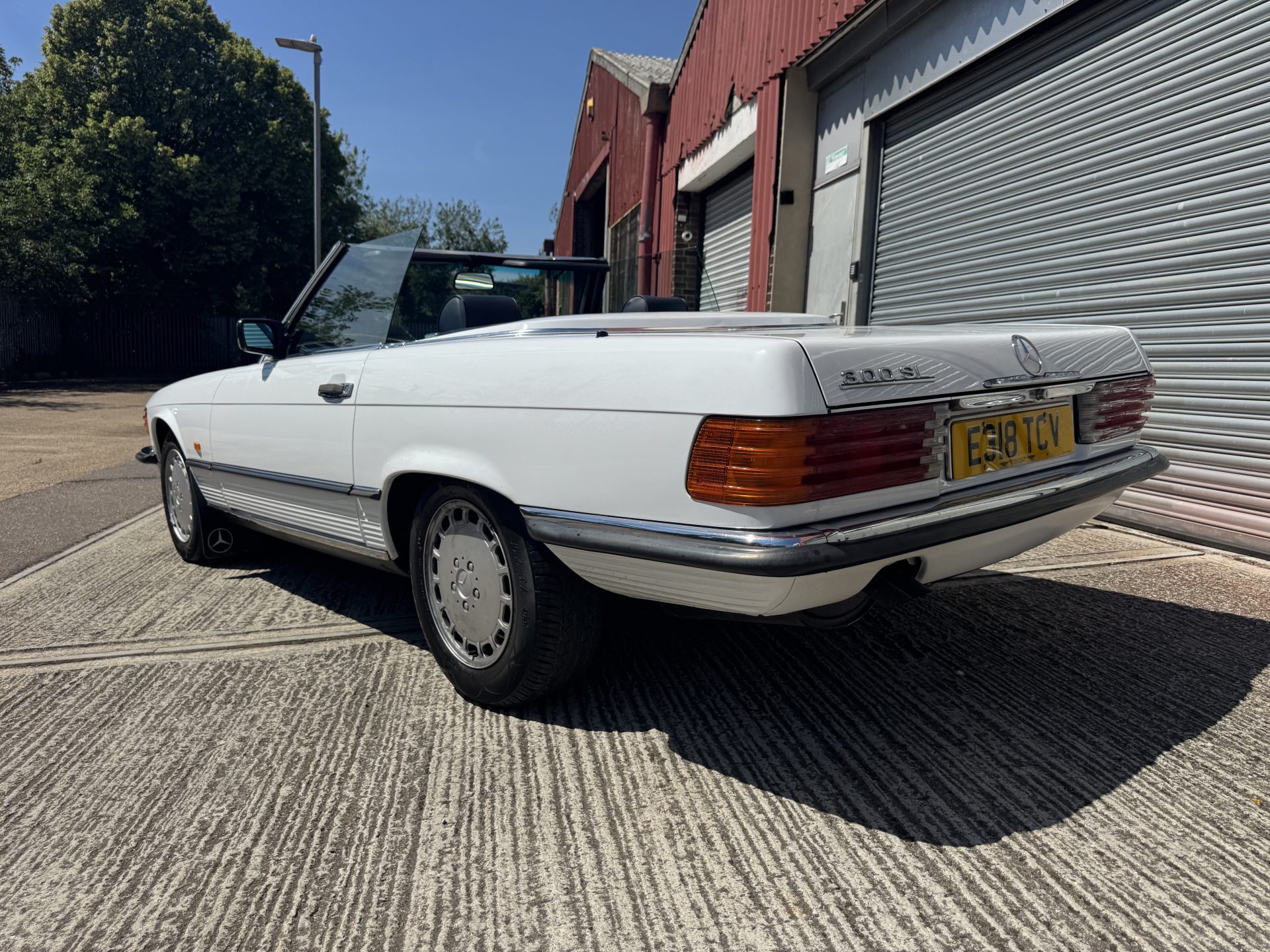 1988 Mercedes-Benz 300 SL image 8