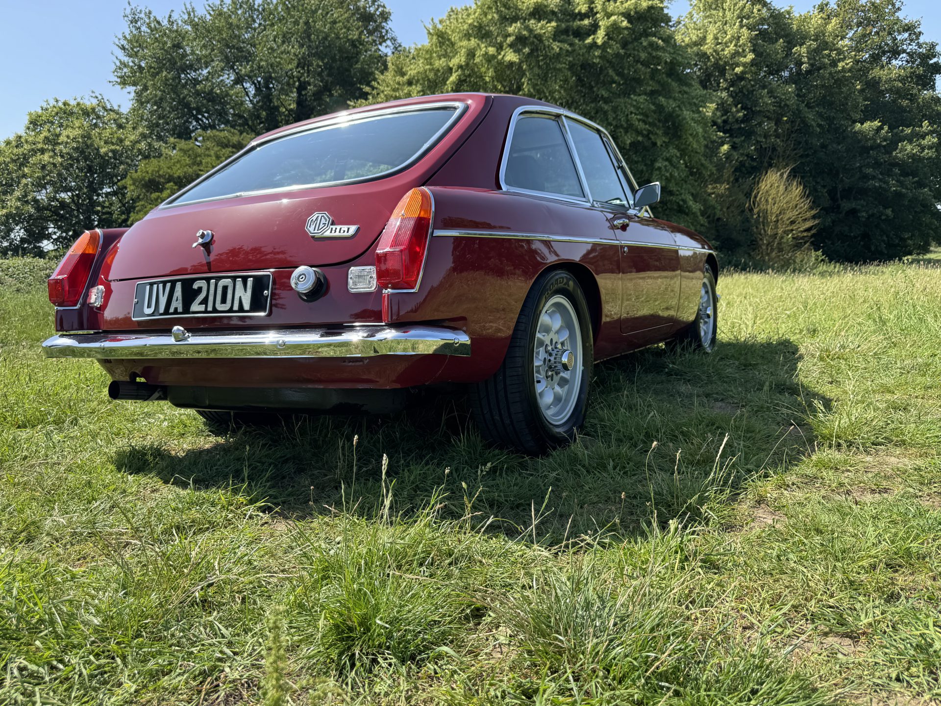 1974 Factory MGB GT V8 image 14