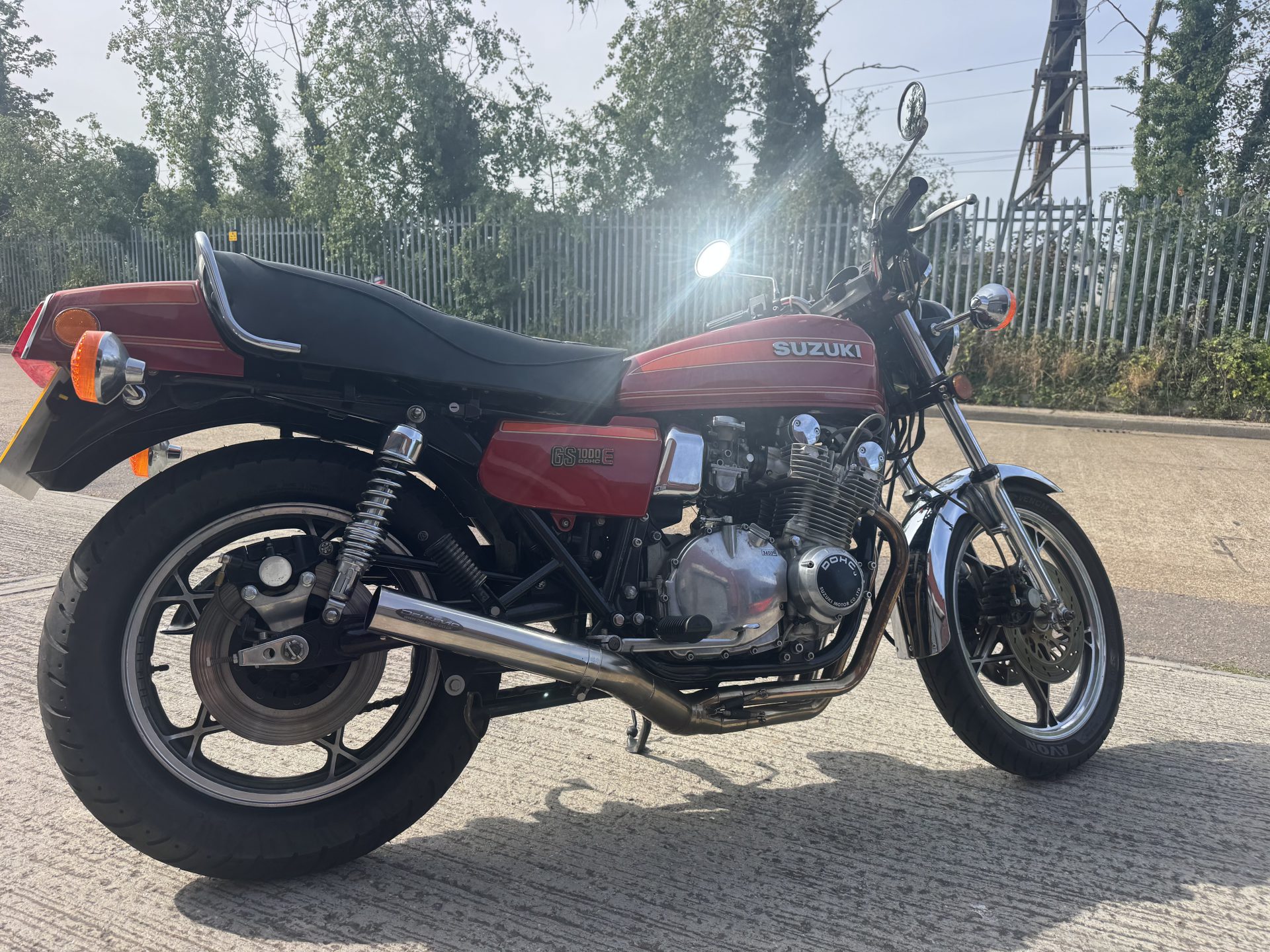 1982 Suzuki GS1000E image 2