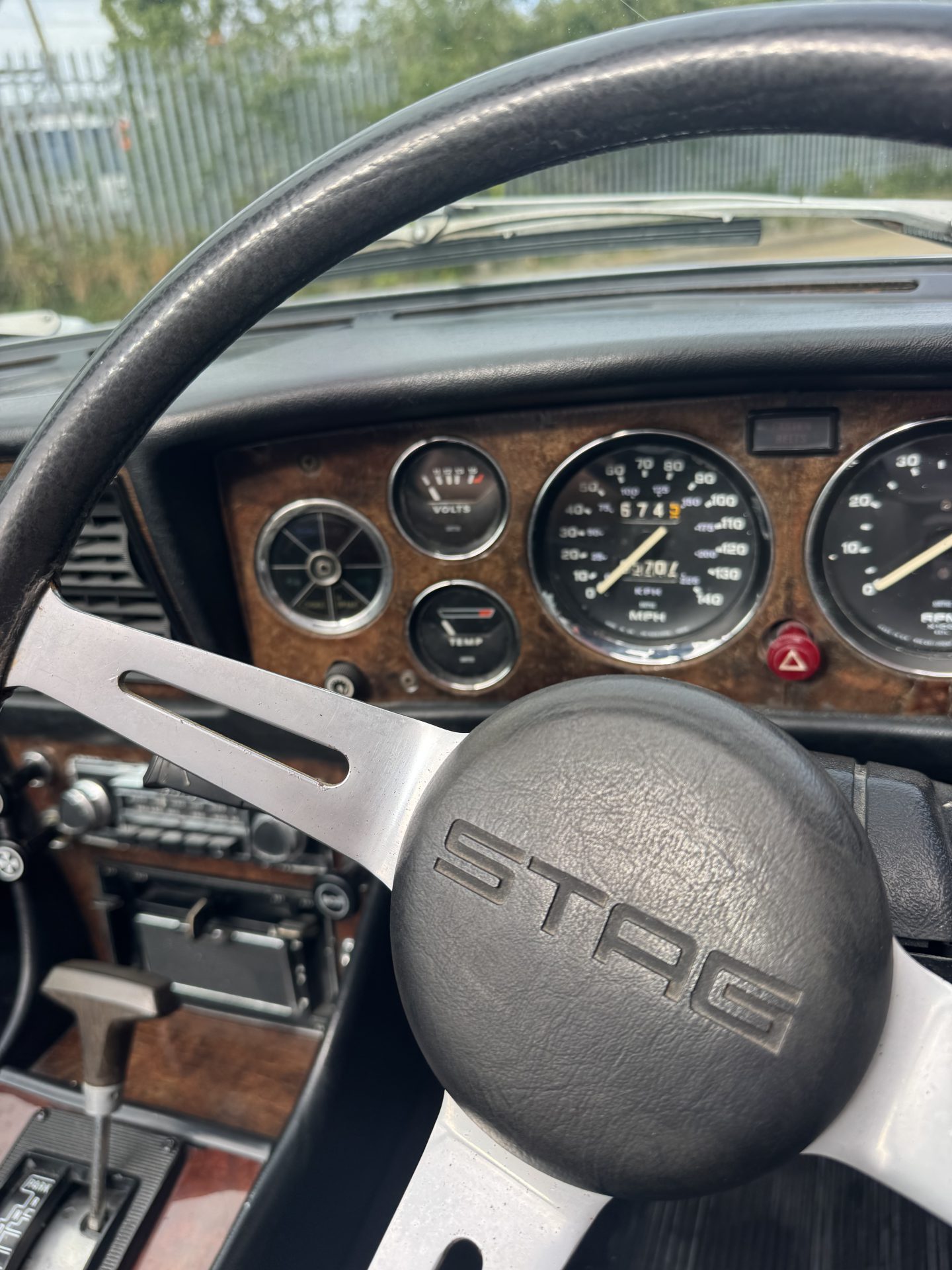 1975 Triumph Stag Mk2 image 12