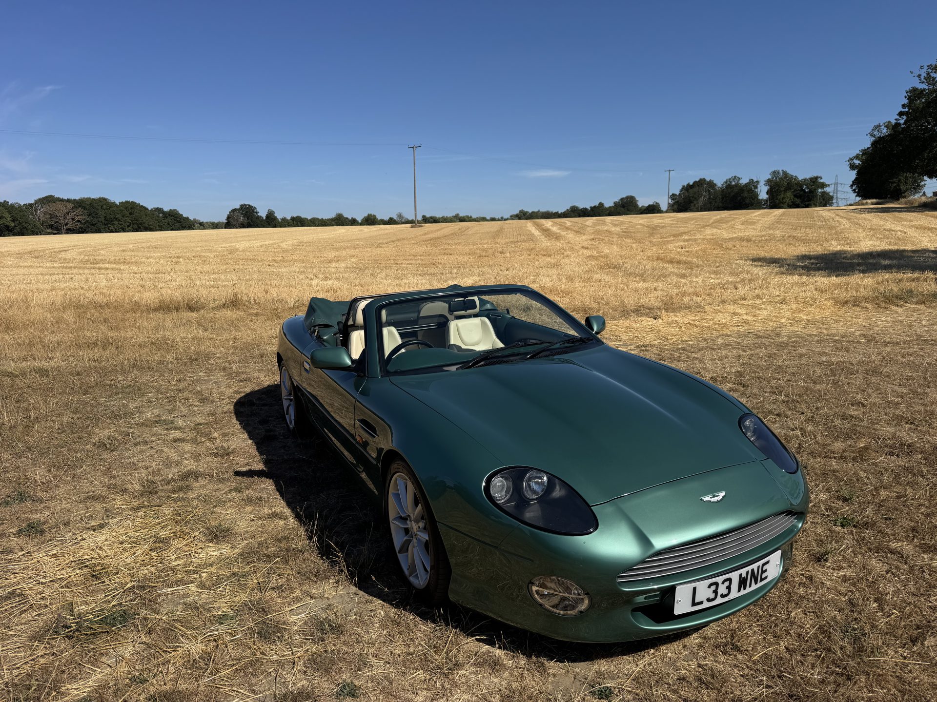 2001 Aston Martin DB7 Vantage Volante V12  image 2