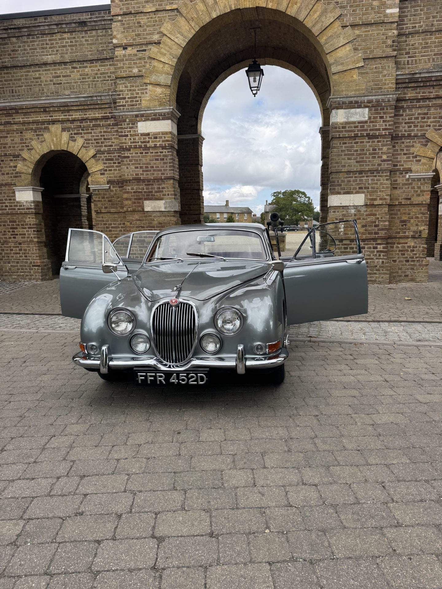 1966 Jaguar S-Type 3.4 image 16