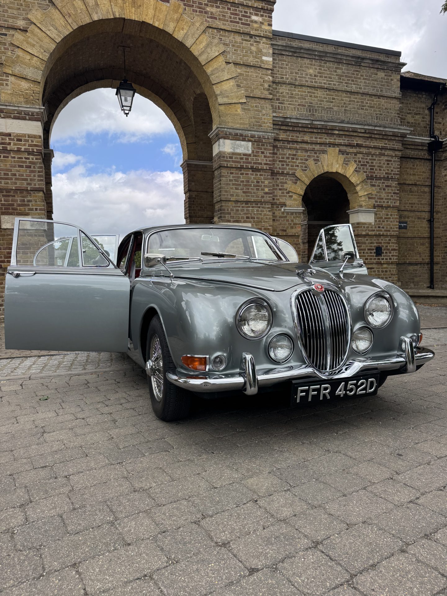 1966 Jaguar S-Type 3.4 image 17