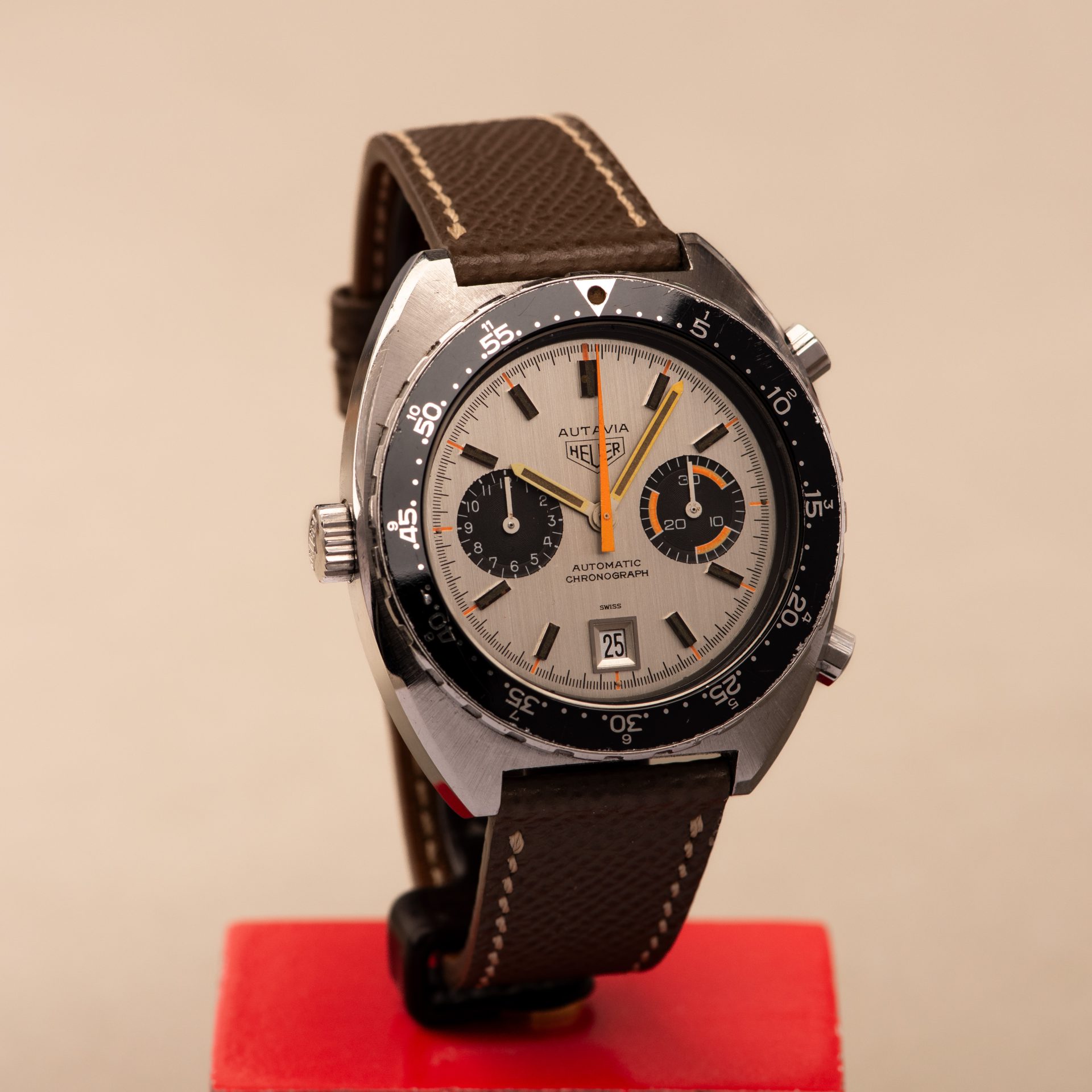 1970s Heuer Autavia “Orange Boy” 11630 image 11