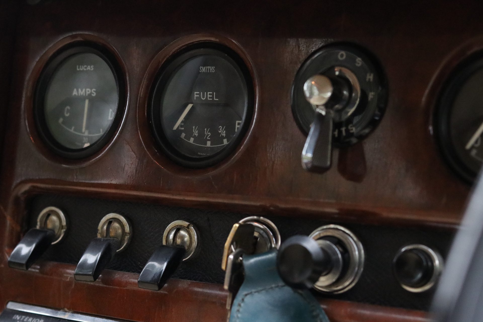 Win This 1964 Jaguar S-Type image 8