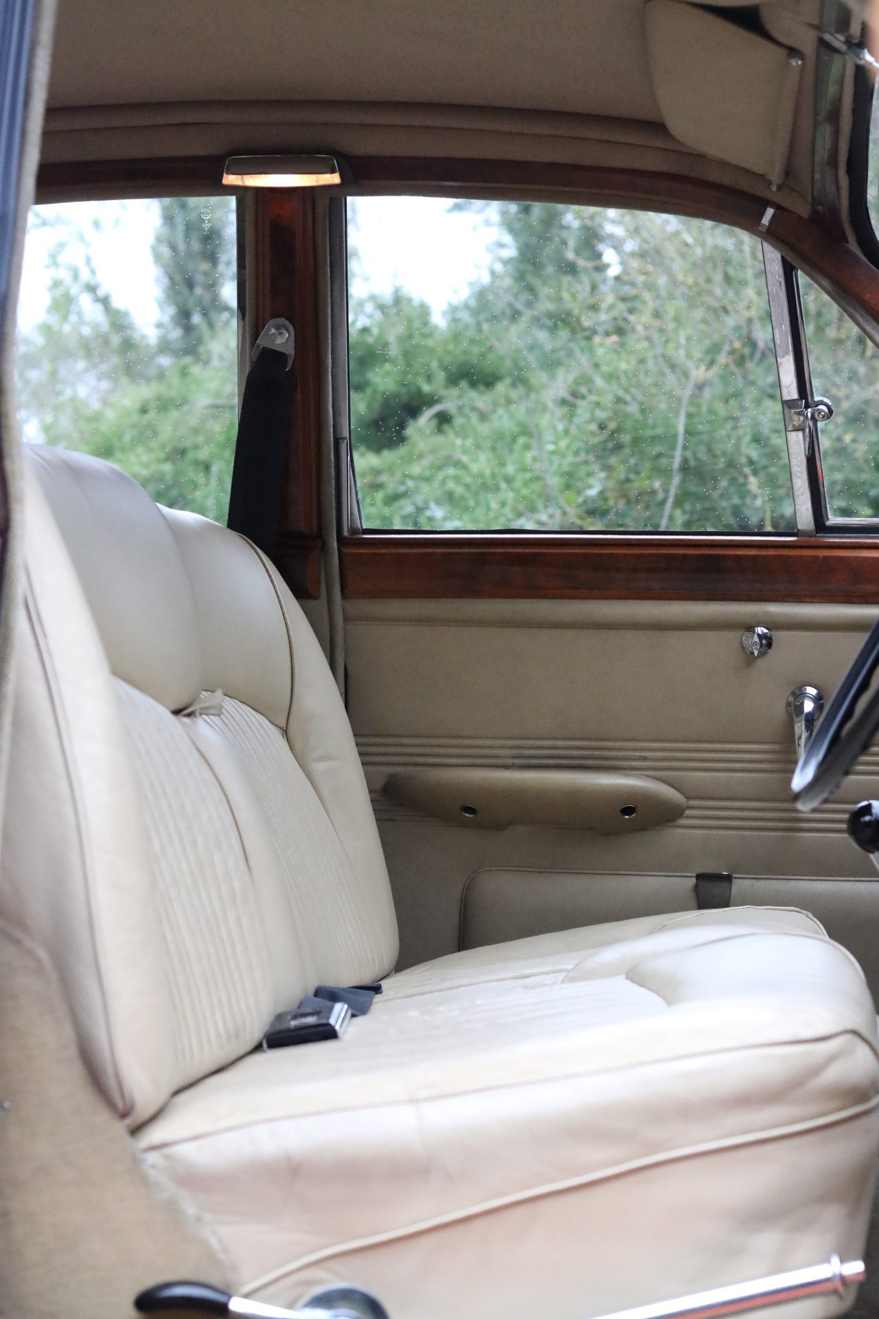 Win This 1964 Jaguar S-Type image 21